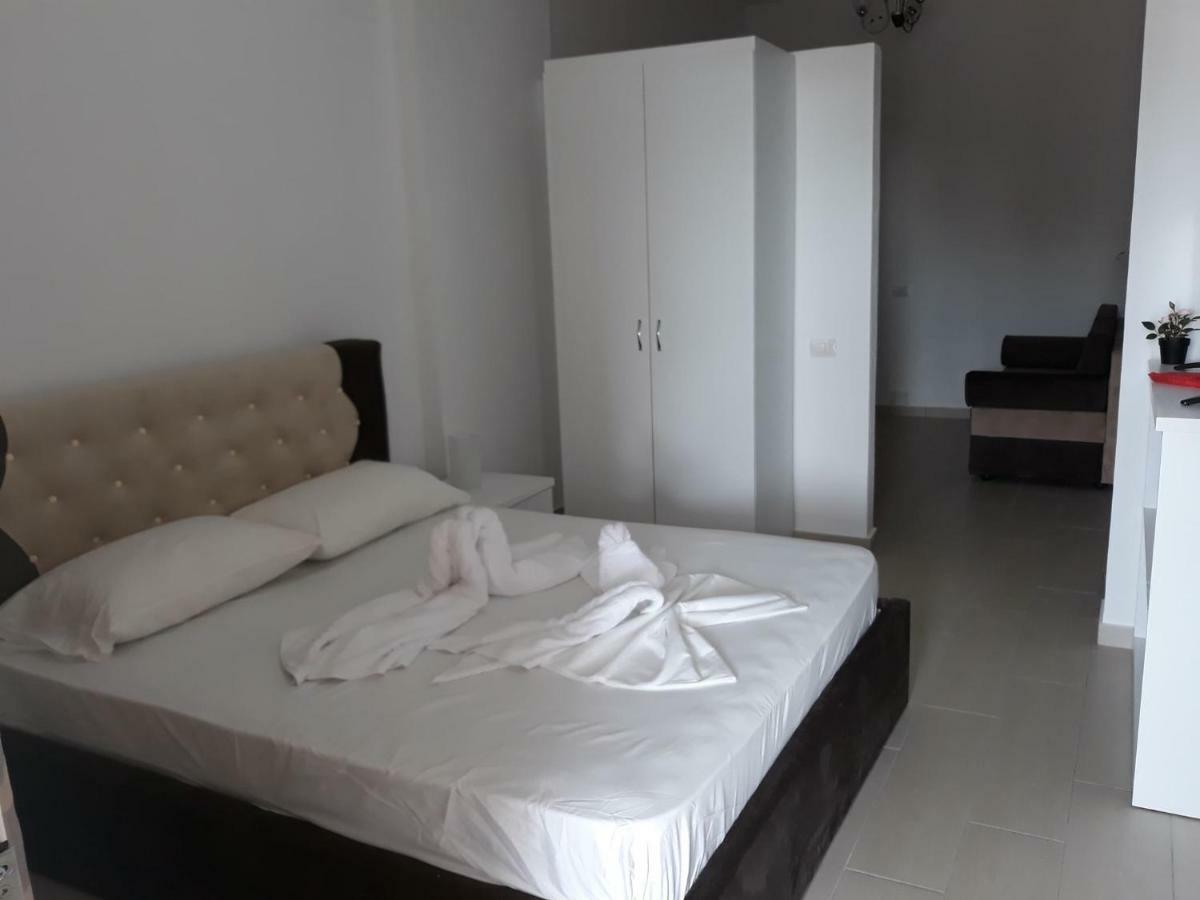 Bregu D.Etit. Bed & Breakfast Vlore Exterior photo